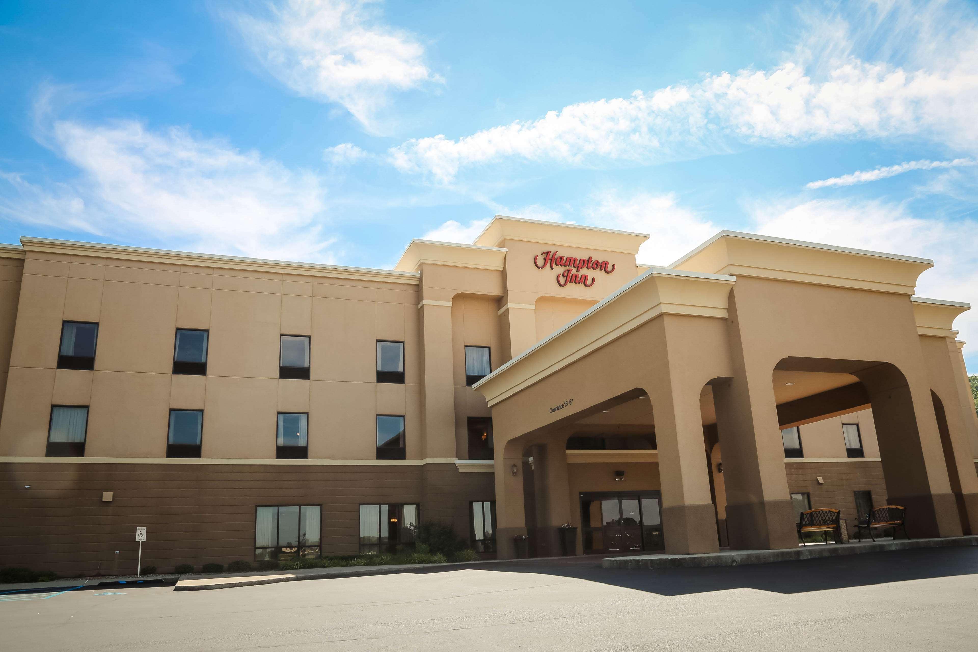 Hampton Inn Morehead Exterior photo